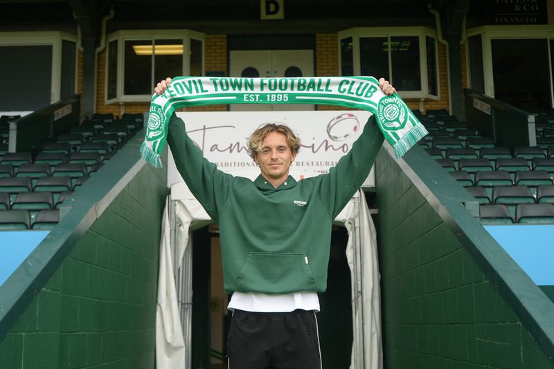 Luke McCormick — photo Yeovil Town